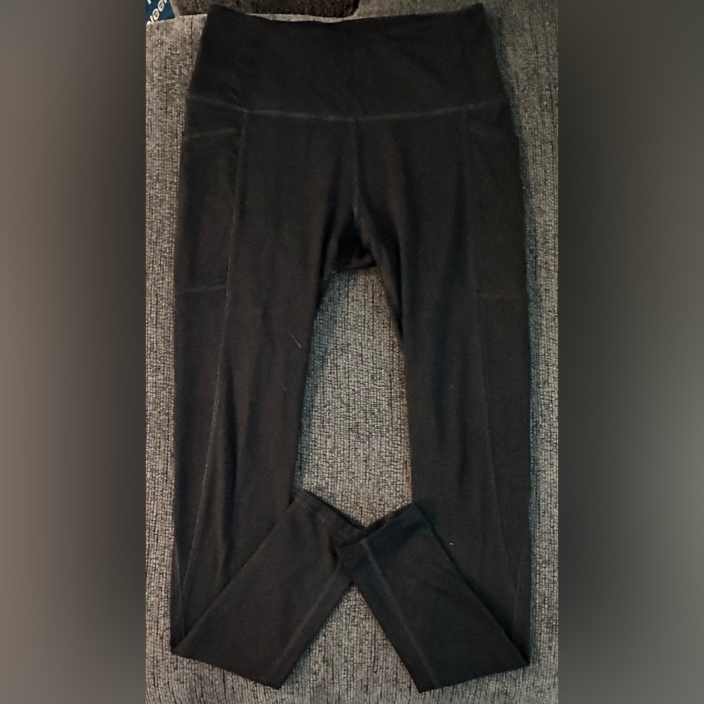 Women’s leggings with pockets